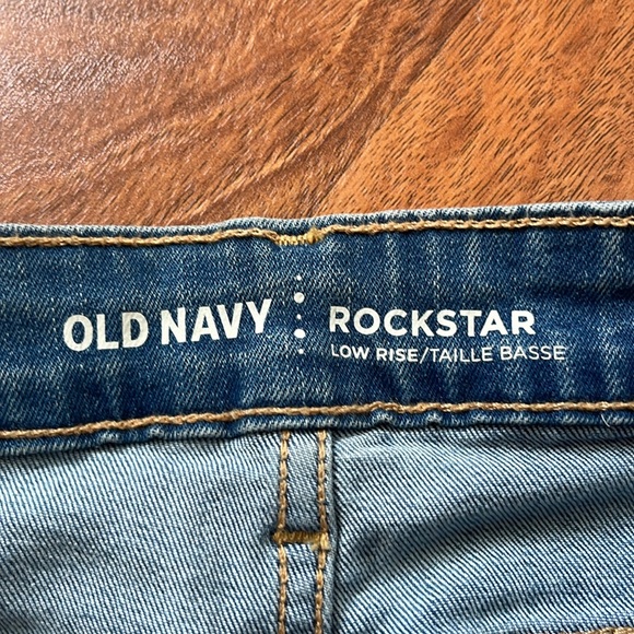 Brand new Old Navy, rockstar, low rise, blue jeans - Picture 5 of 16